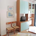 One-bedroom Flat Next To Thermae Апартаменти *