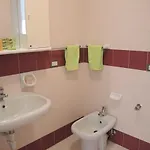 One-bedroom Flat Next To Thermae Апартаменты Бибионе