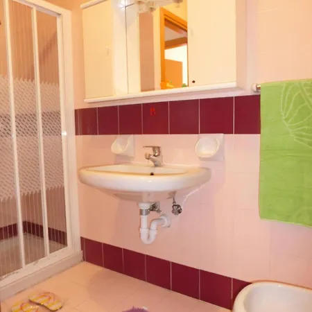 One-bedroom Flat Next To Thermae